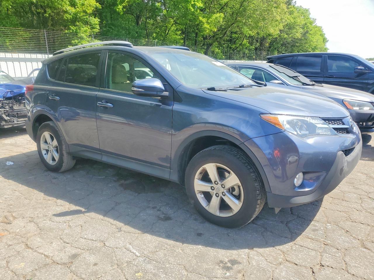 2013 TOYOTA RAV4 XLE photo 10