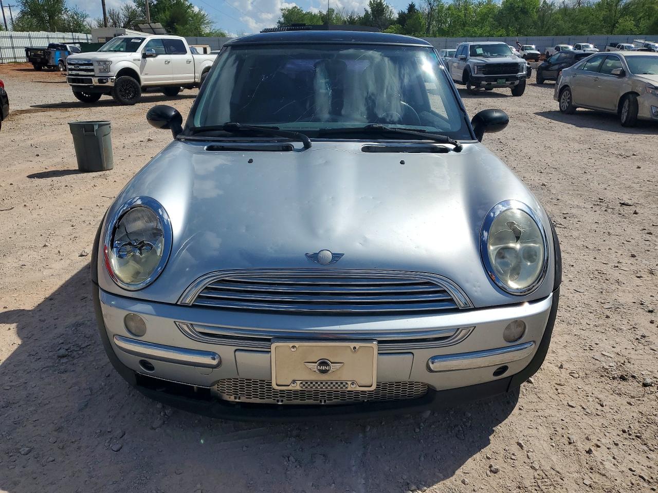 2004 MINI COOPER photo 9