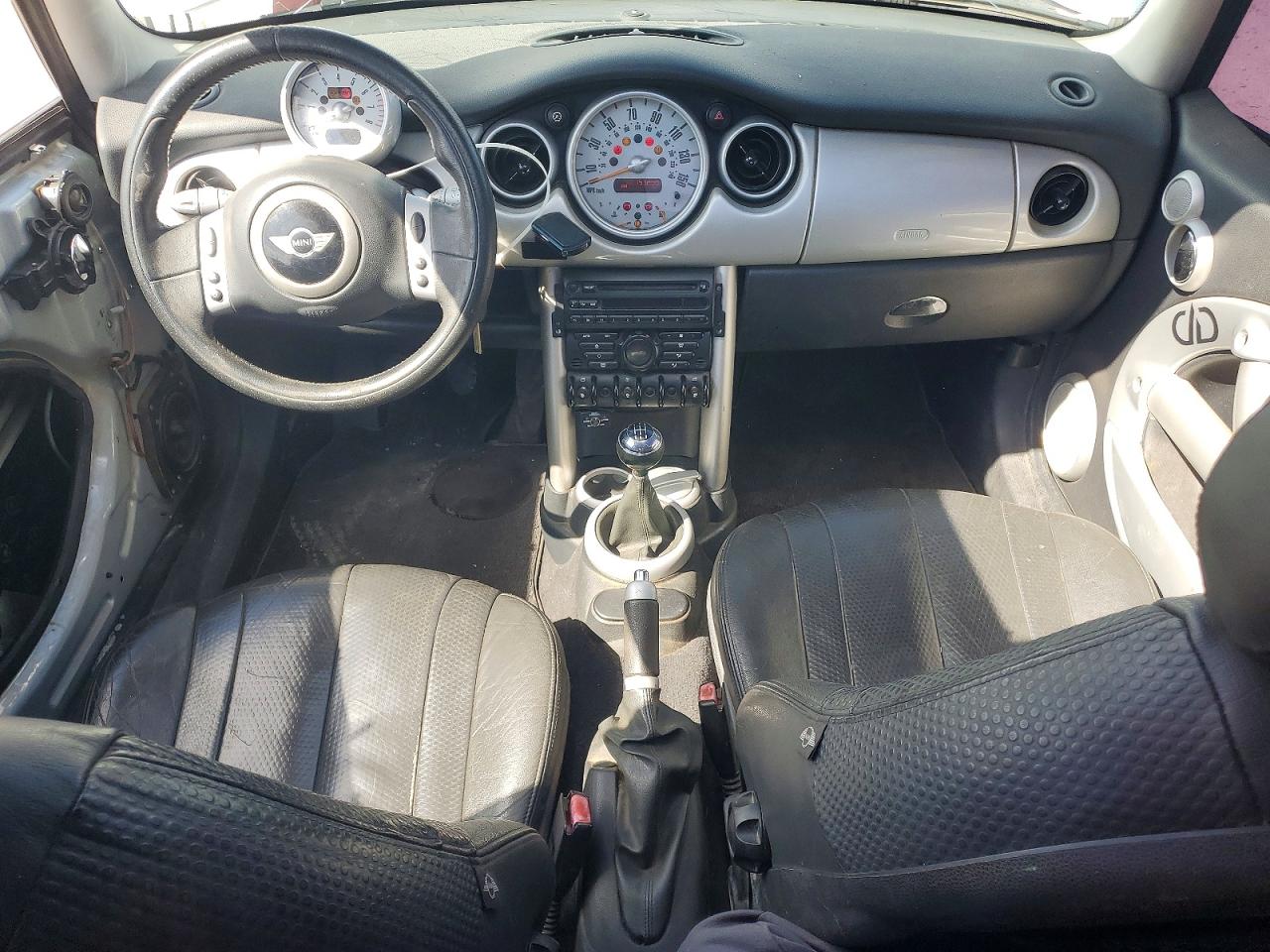 2004 MINI COOPER photo 15