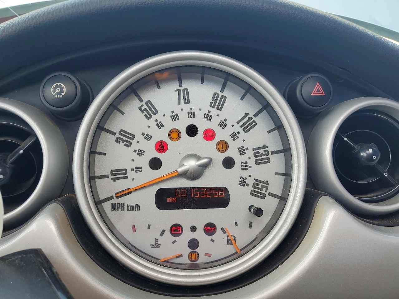 2004 MINI COOPER photo 17