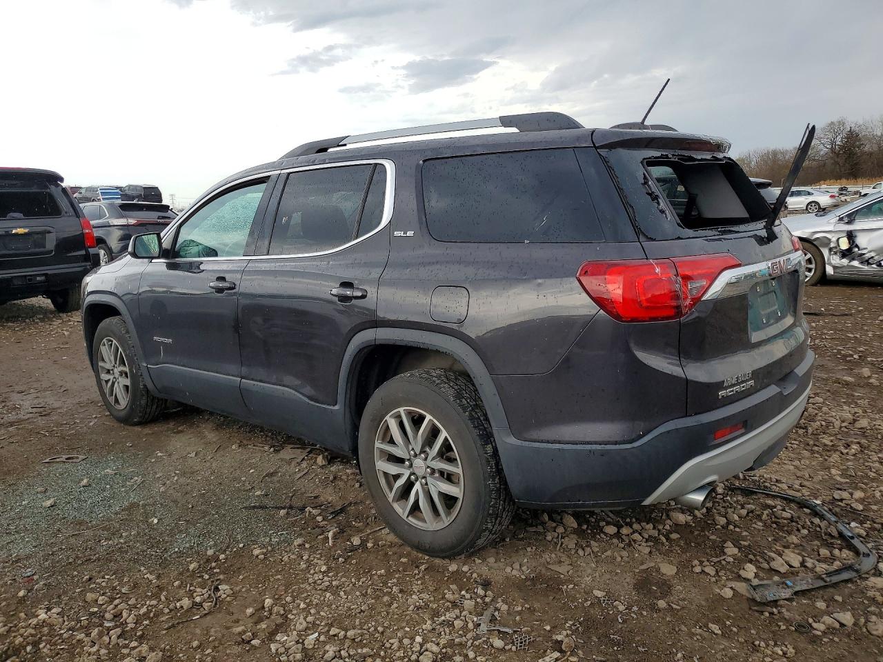 2017 GMC ACADIA SLE photo 3