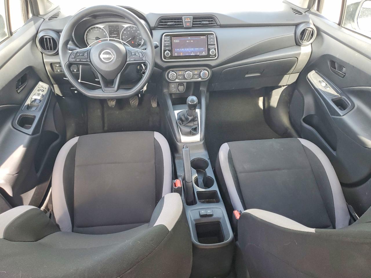 2025 NISSAN VERSA S photo 15