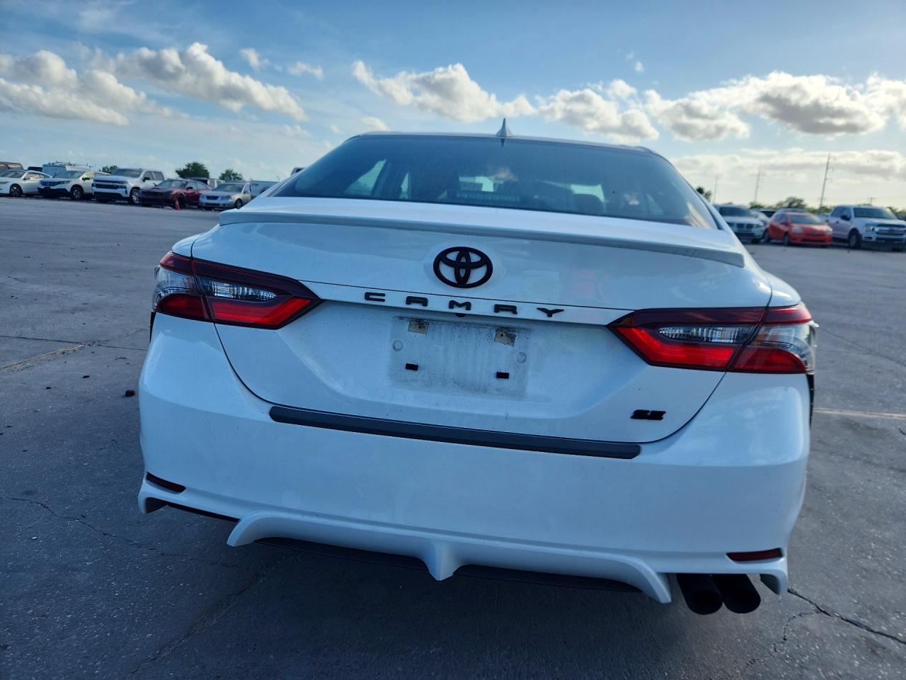 2024 TOYOTA CAMRY SE photo 11