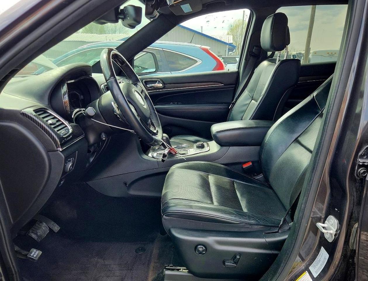 2016 JEEP GRAND CHEROKEE SUMMIT photo 7