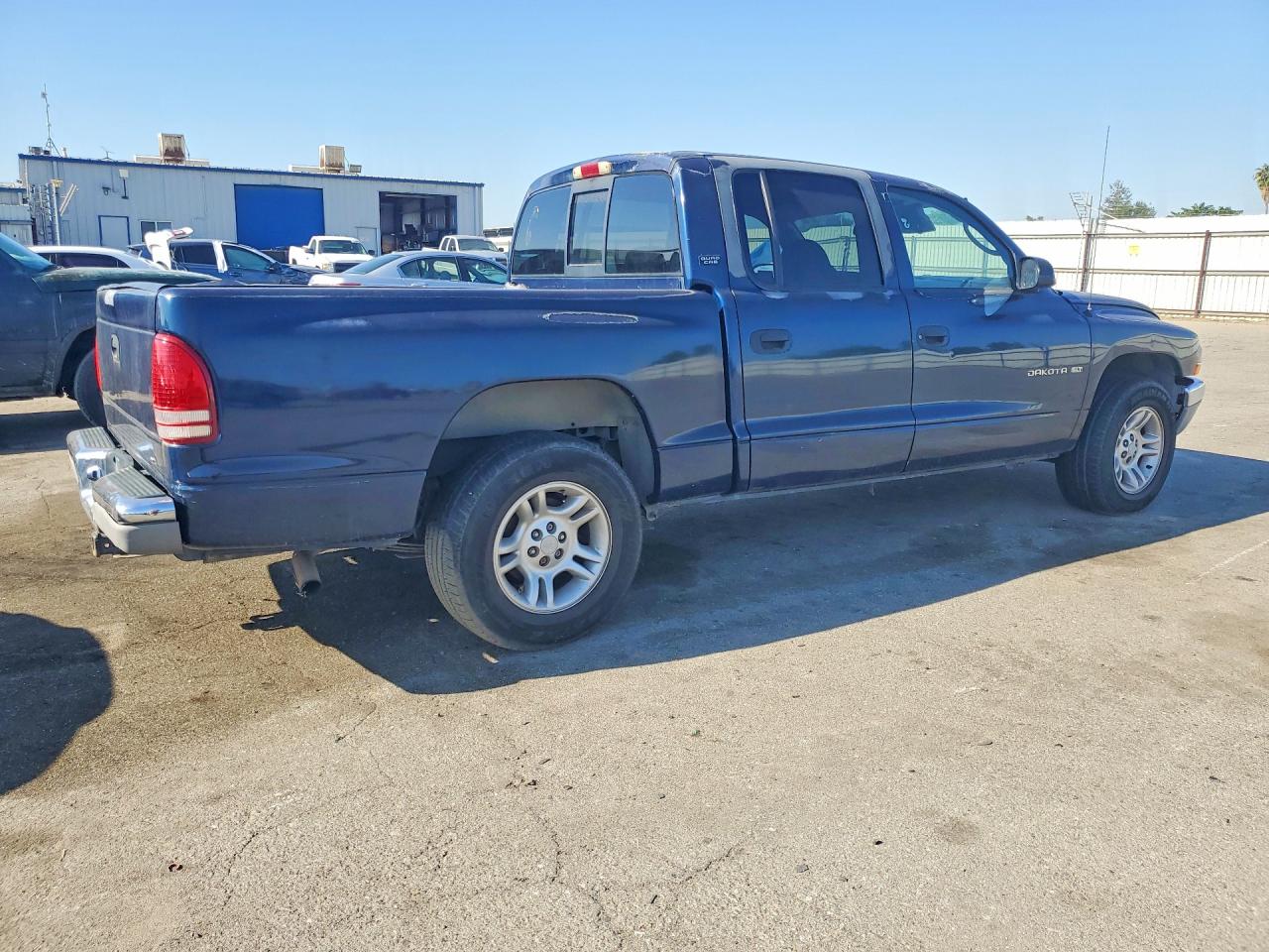 2001 DODGE DAKOTA QUAD photo 7