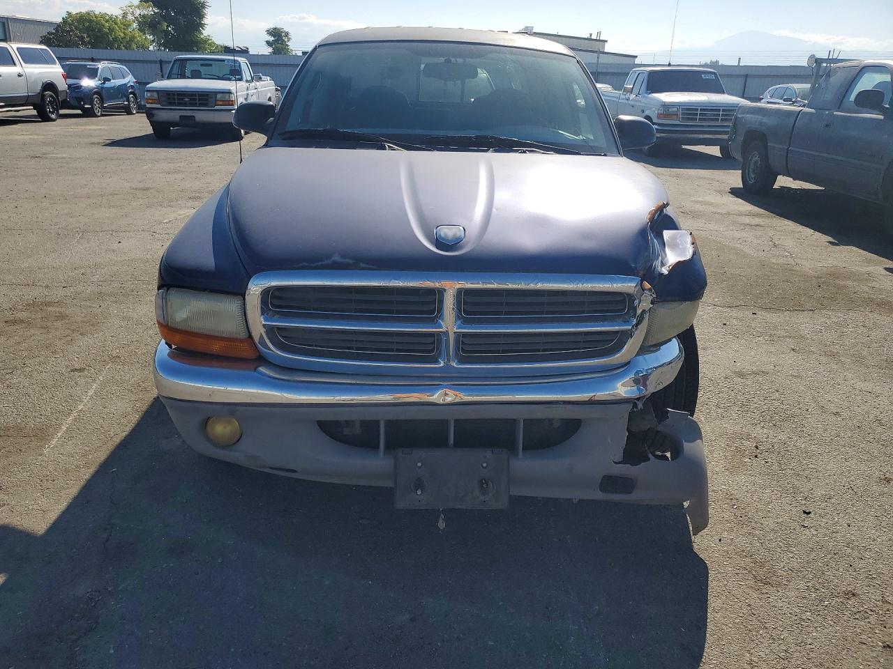 2001 DODGE DAKOTA QUAD photo 13