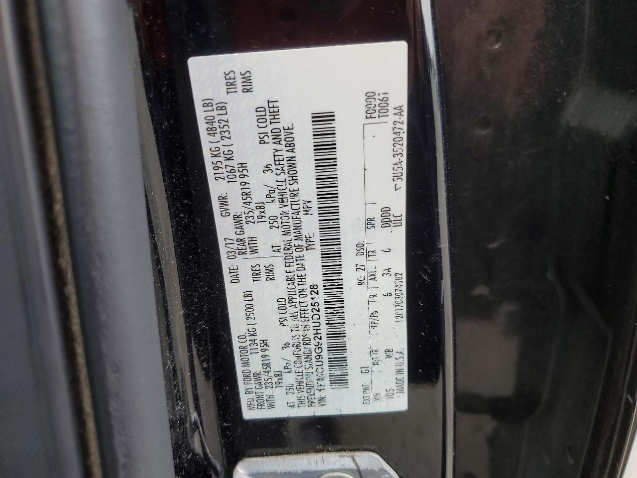 2017 FORD ESCAPE SE photo 25