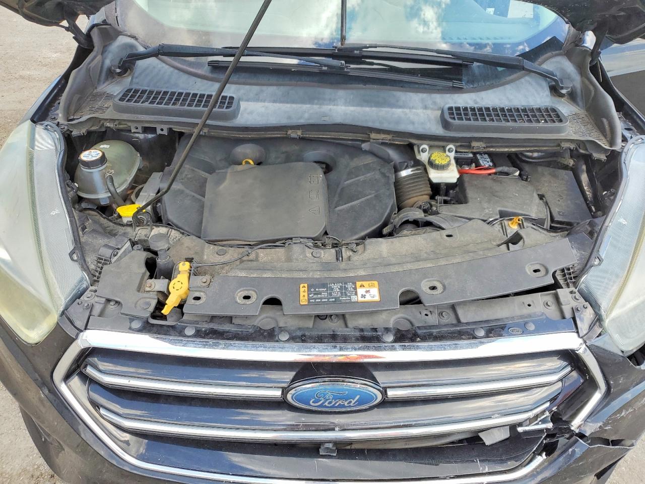 2017 FORD ESCAPE SE photo 23