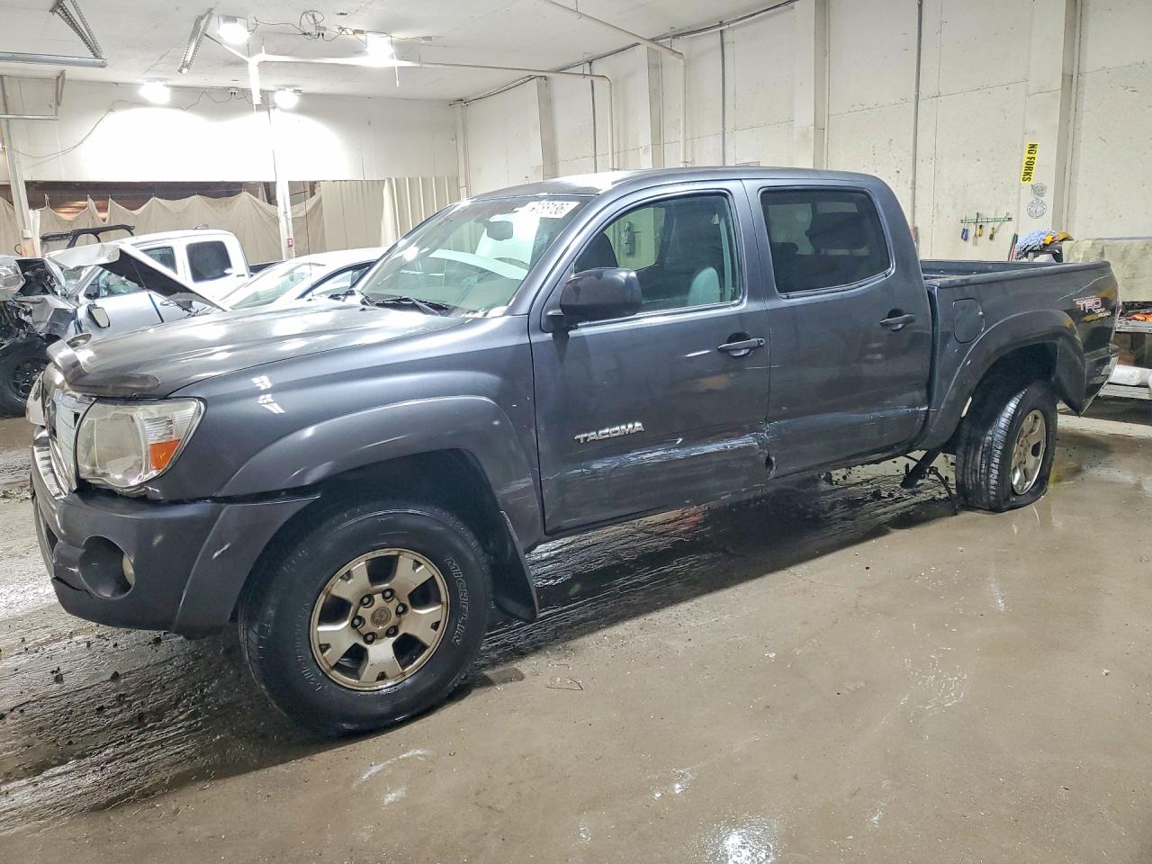 2009 TOYOTA TACOMA