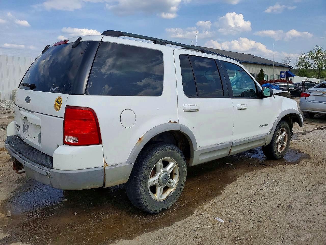 2002 FORD EXPLORER XLT photo 5