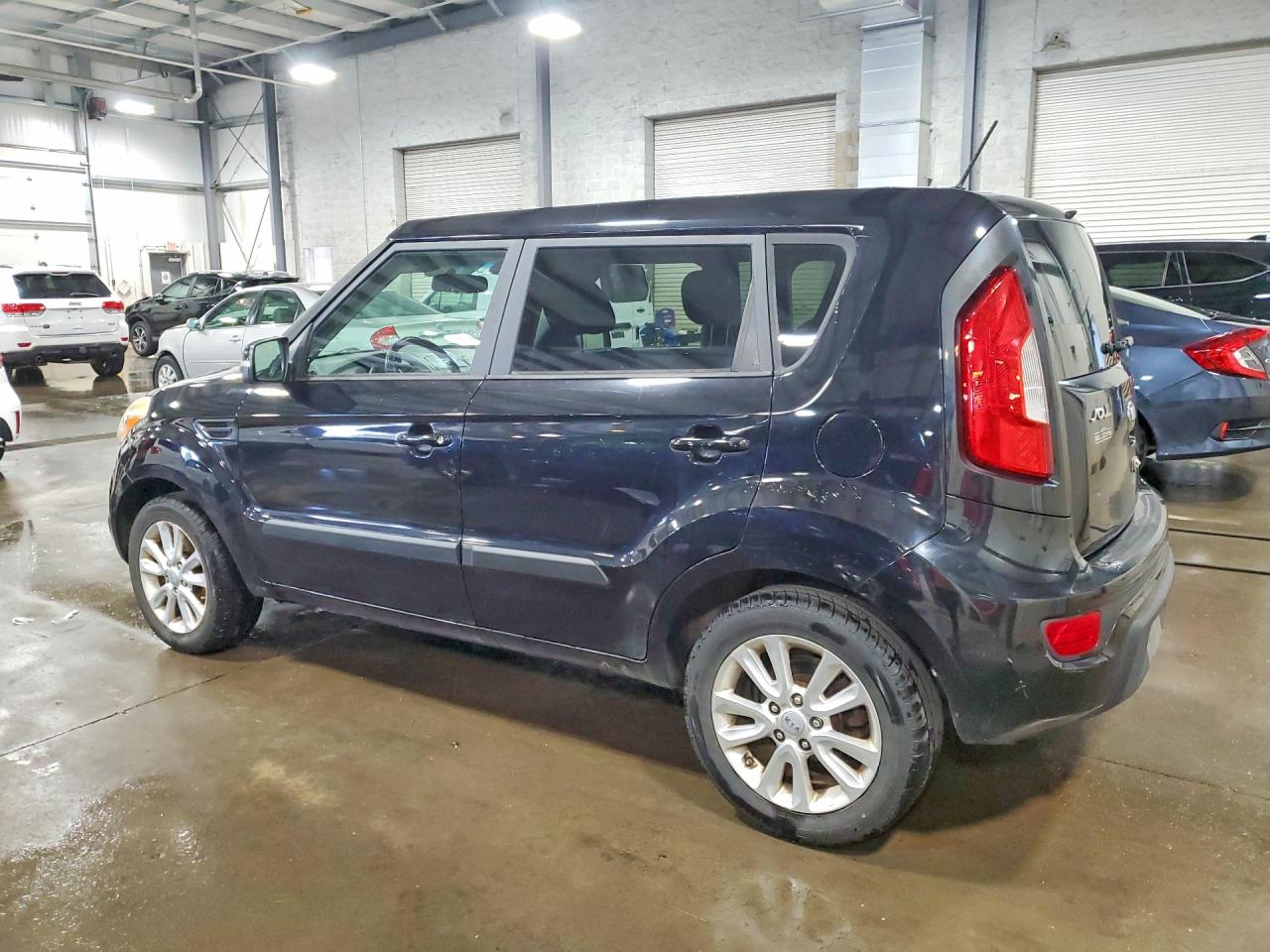 2013 KIA SOUL + photo 3