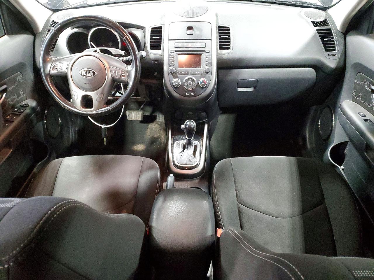 2013 KIA SOUL + photo 15