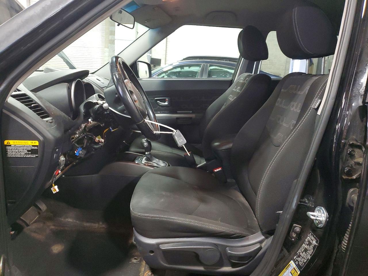 2013 KIA SOUL + photo 13