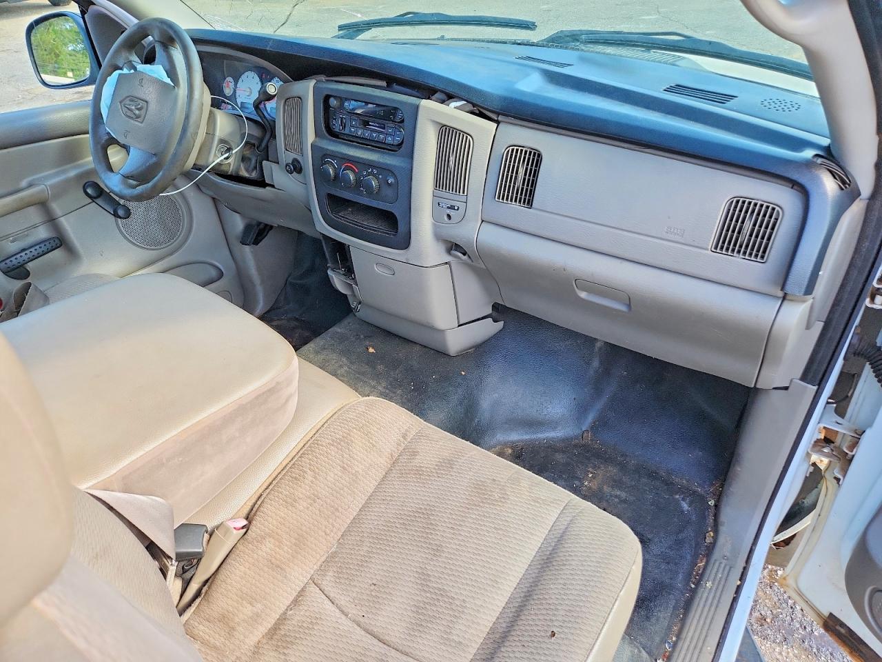 2003 DODGE RAM 1500 ST photo 22