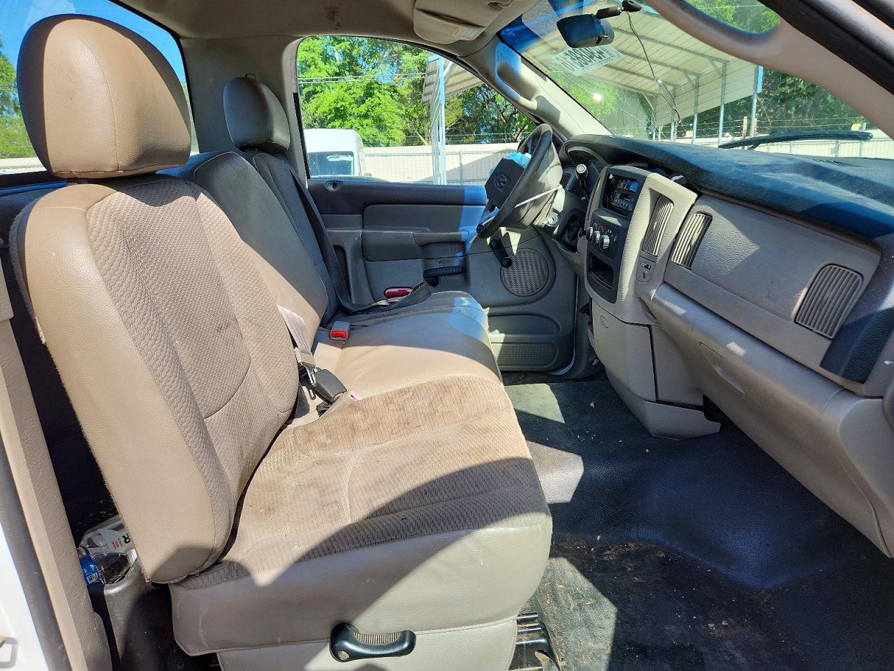 2003 DODGE RAM 1500 ST photo 19