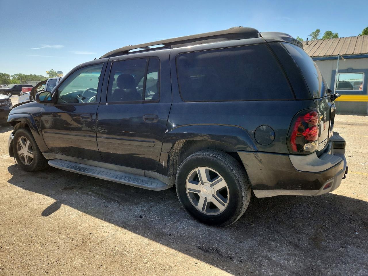 2006 CHEVROLET TRAILBLAZER EXT LS photo 2