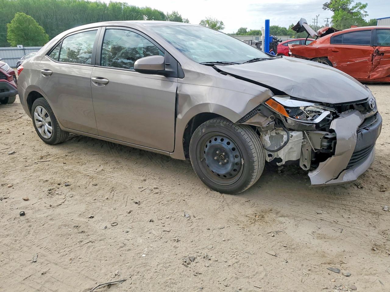 2014 TOYOTA COROLLA LE photo 10