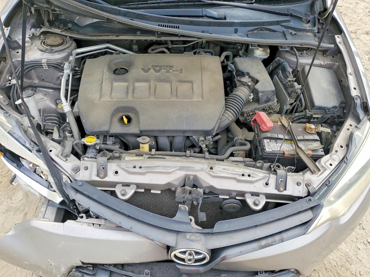 2014 TOYOTA COROLLA LE photo 31