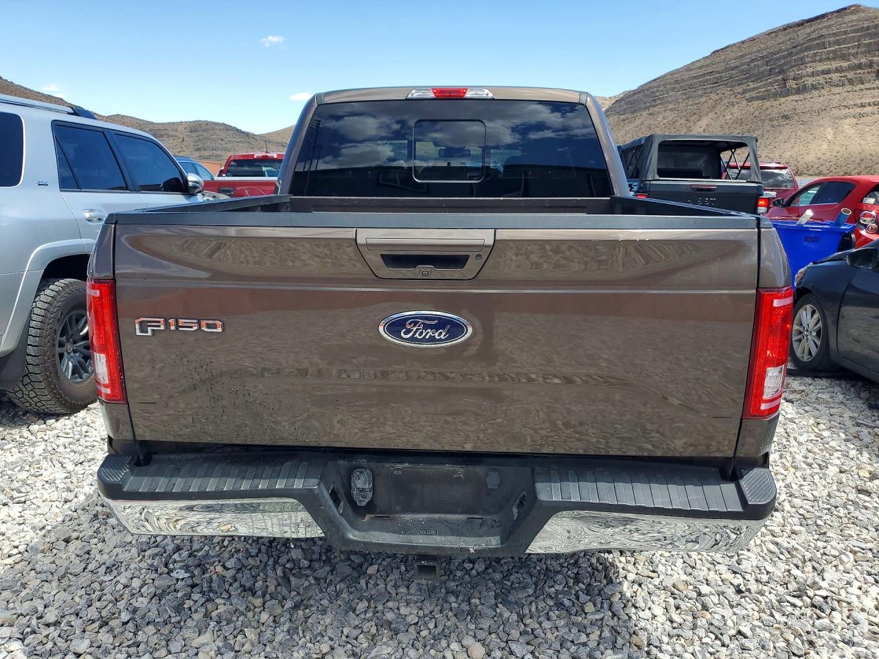 2017 FORD F150 SUPERCREW photo 16