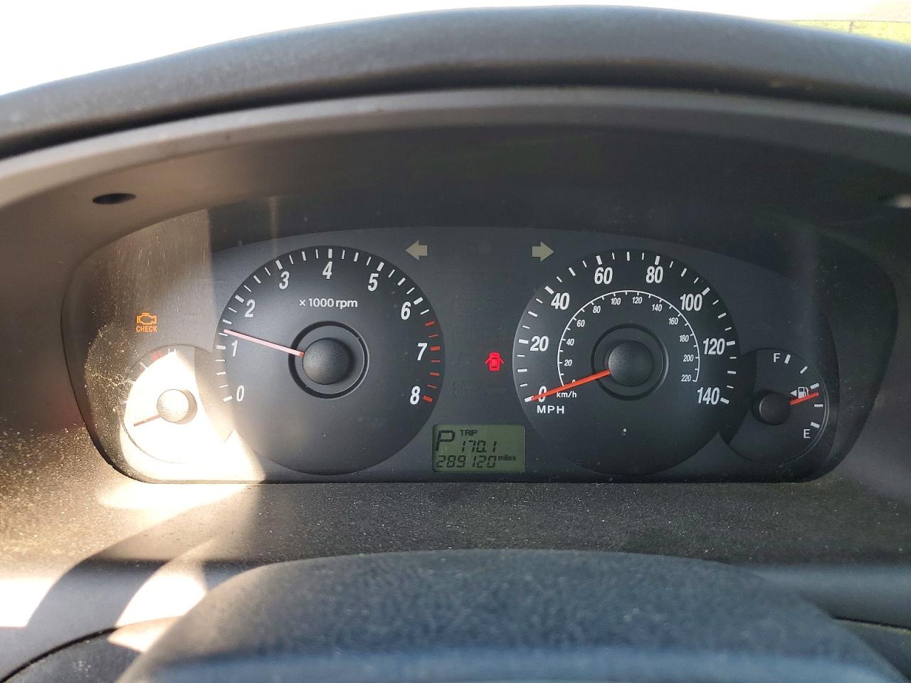 2005 HYUNDAI ELANTRA GLS photo 17
