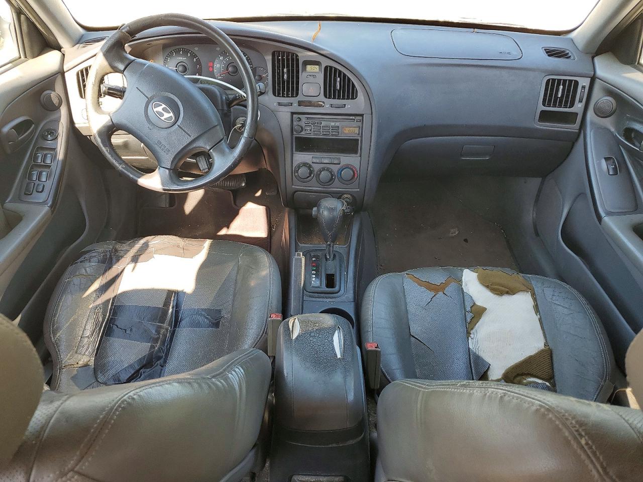 2005 HYUNDAI ELANTRA GLS photo 15