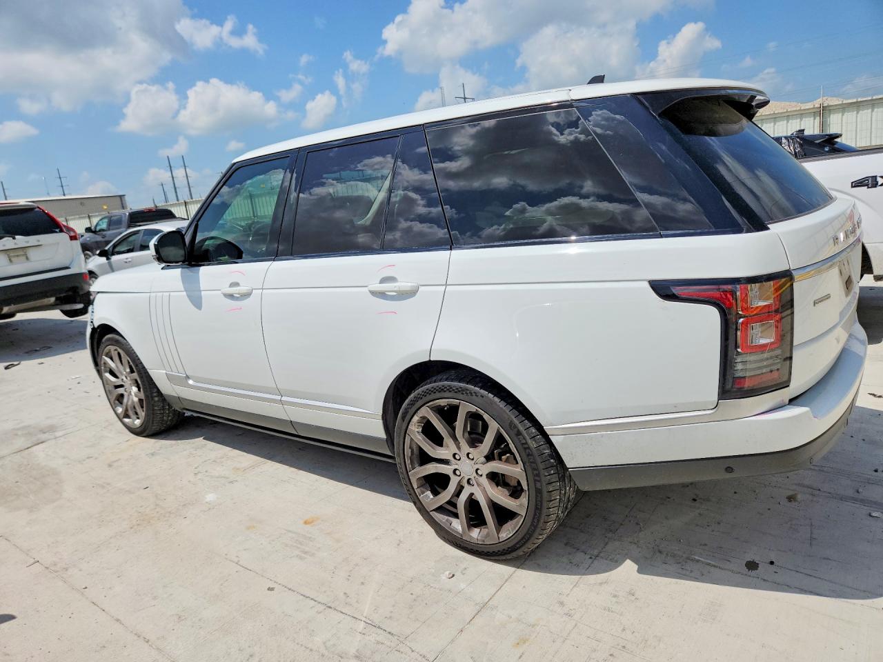 2015 LAND ROVER RANGE ROVER SUPERCHARGED photo 4