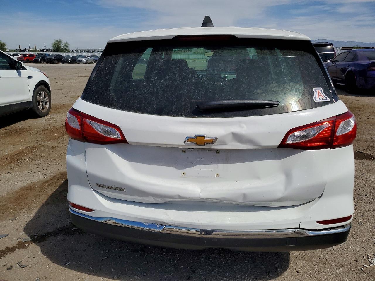 2018 CHEVROLET EQUINOX LS photo 16