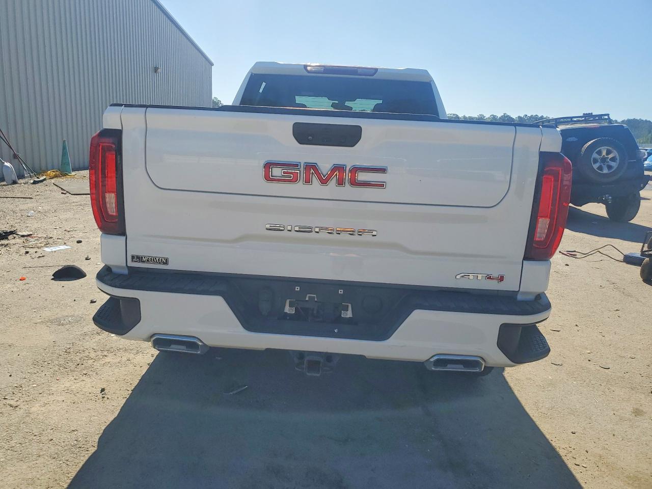 2022 GMC SIERRA LIMITED K1500 AT4 photo 11