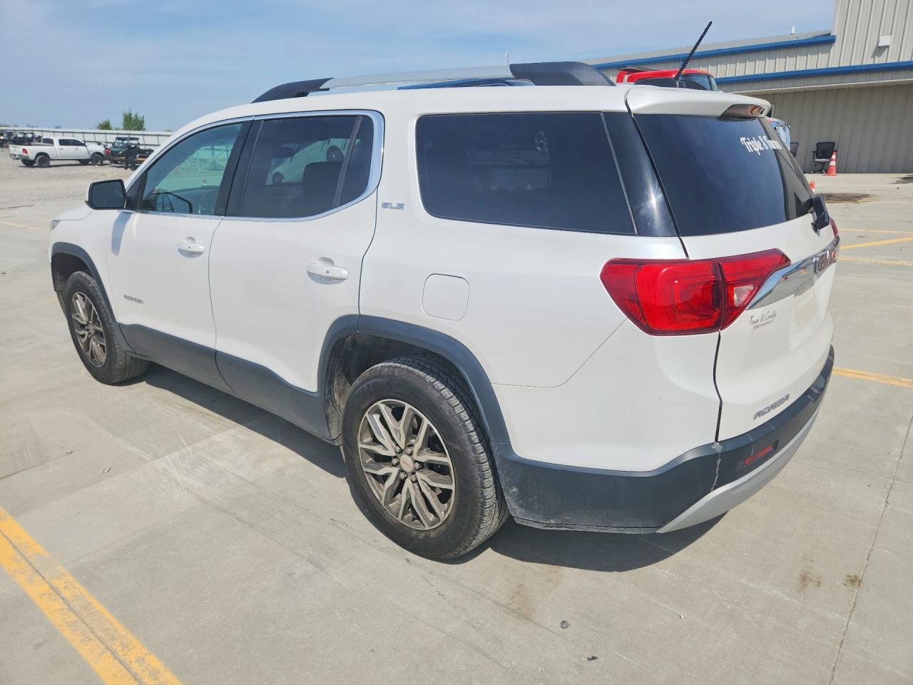 2019 GMC ACADIA SLE photo 2
