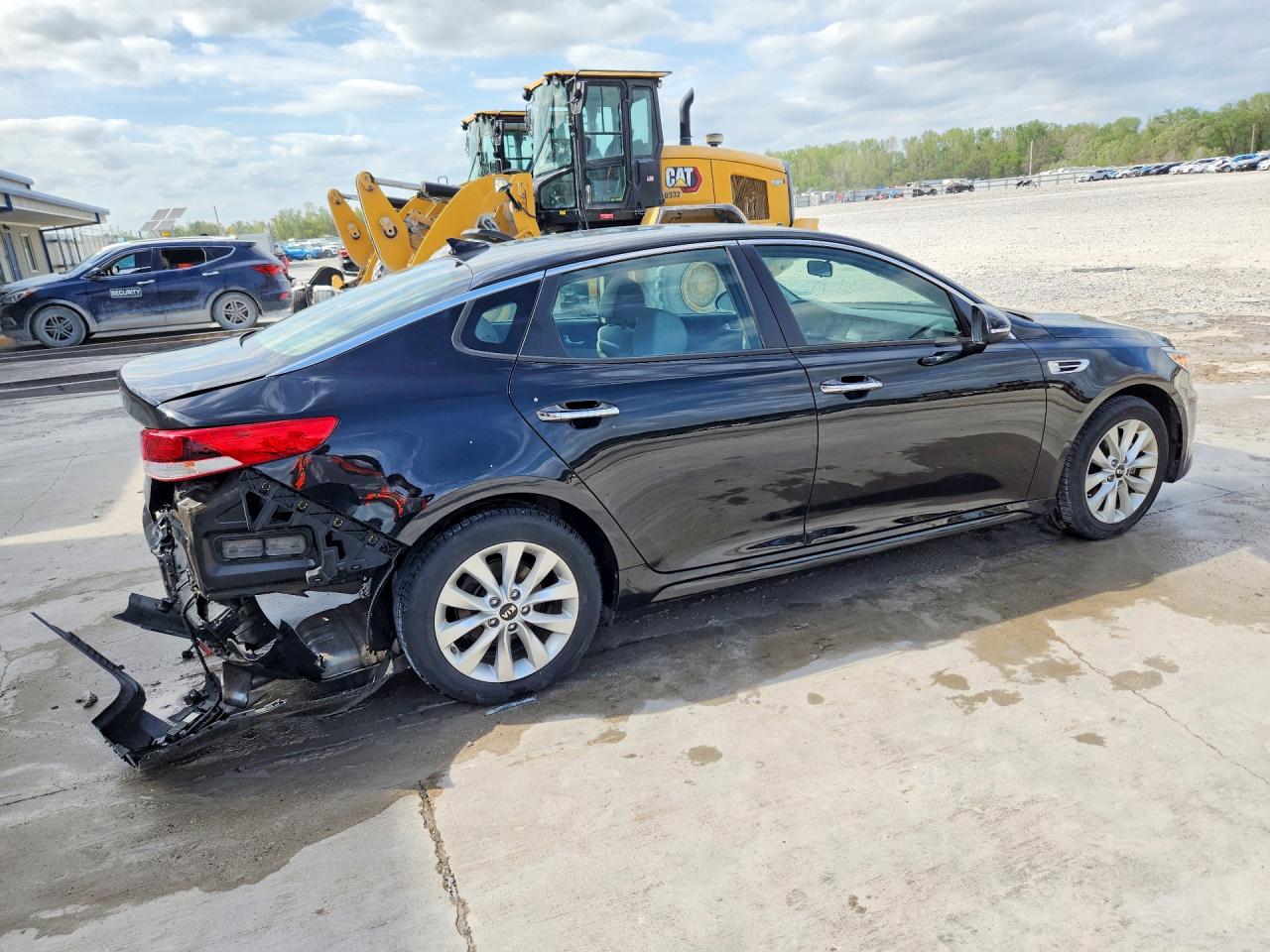 2018 KIA OPTIMA LX photo 5