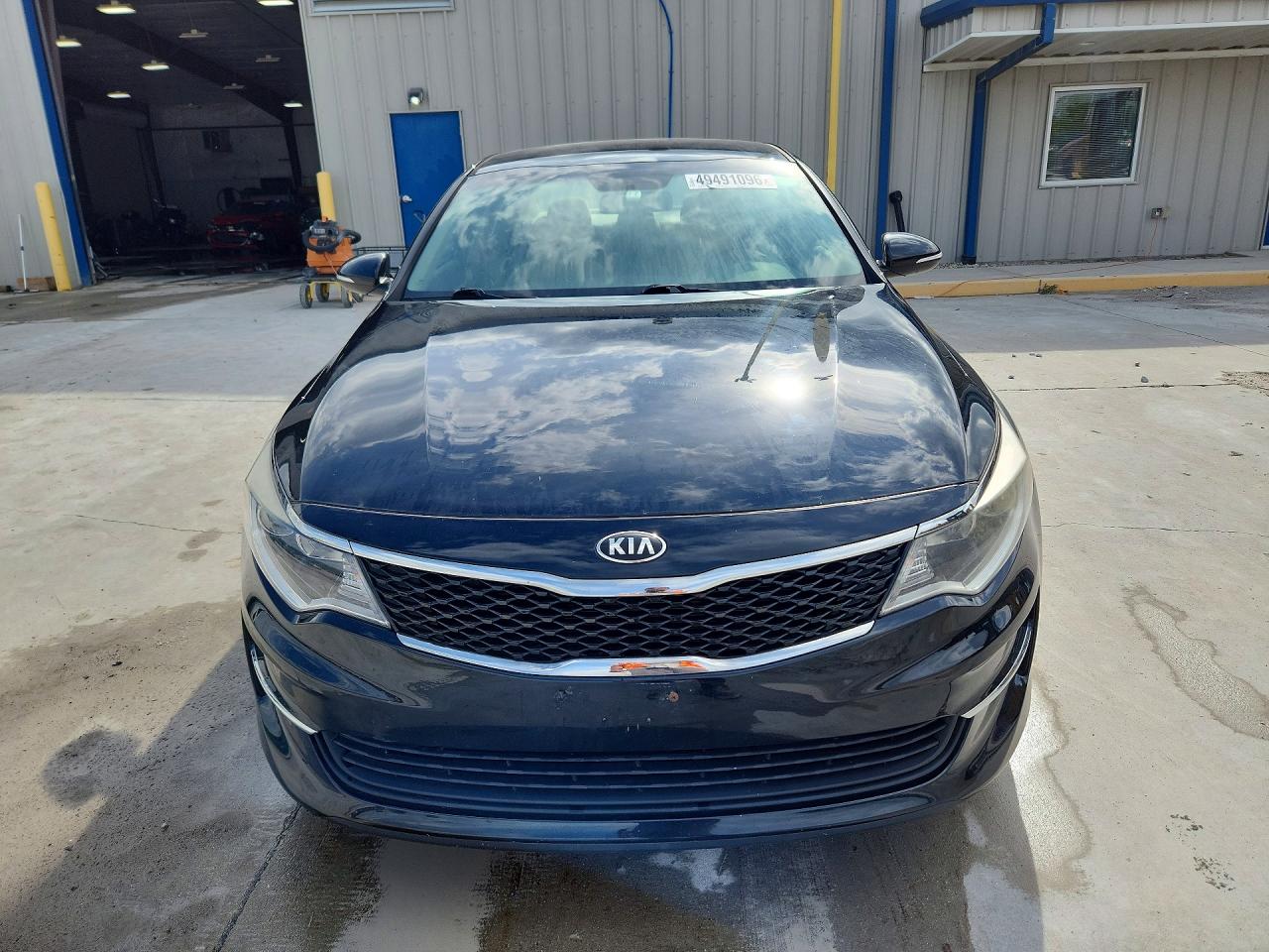 2018 KIA OPTIMA LX photo 9