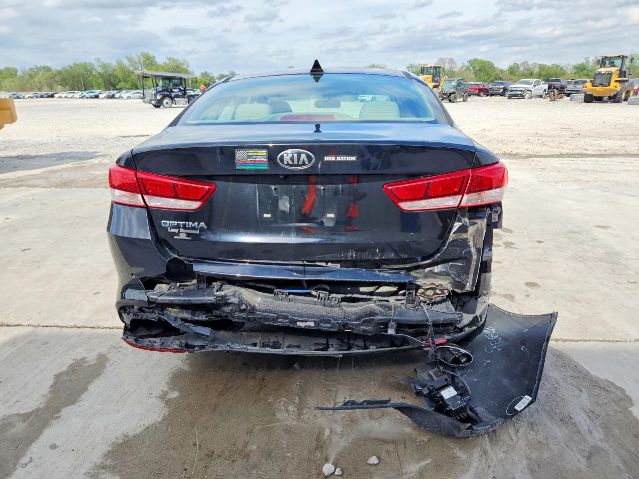 2018 KIA OPTIMA LX photo 11