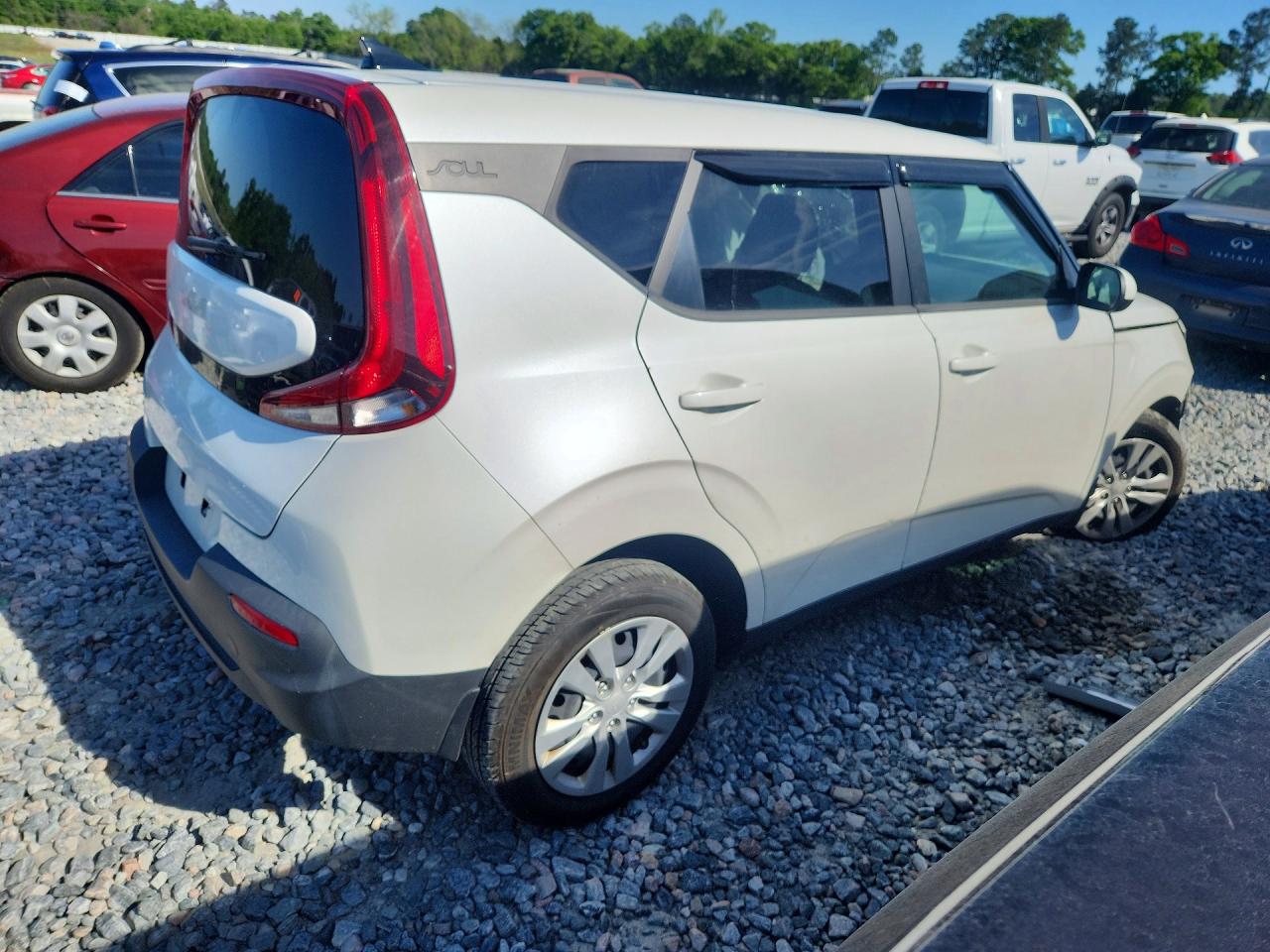 2022 KIA SOUL LX photo 5