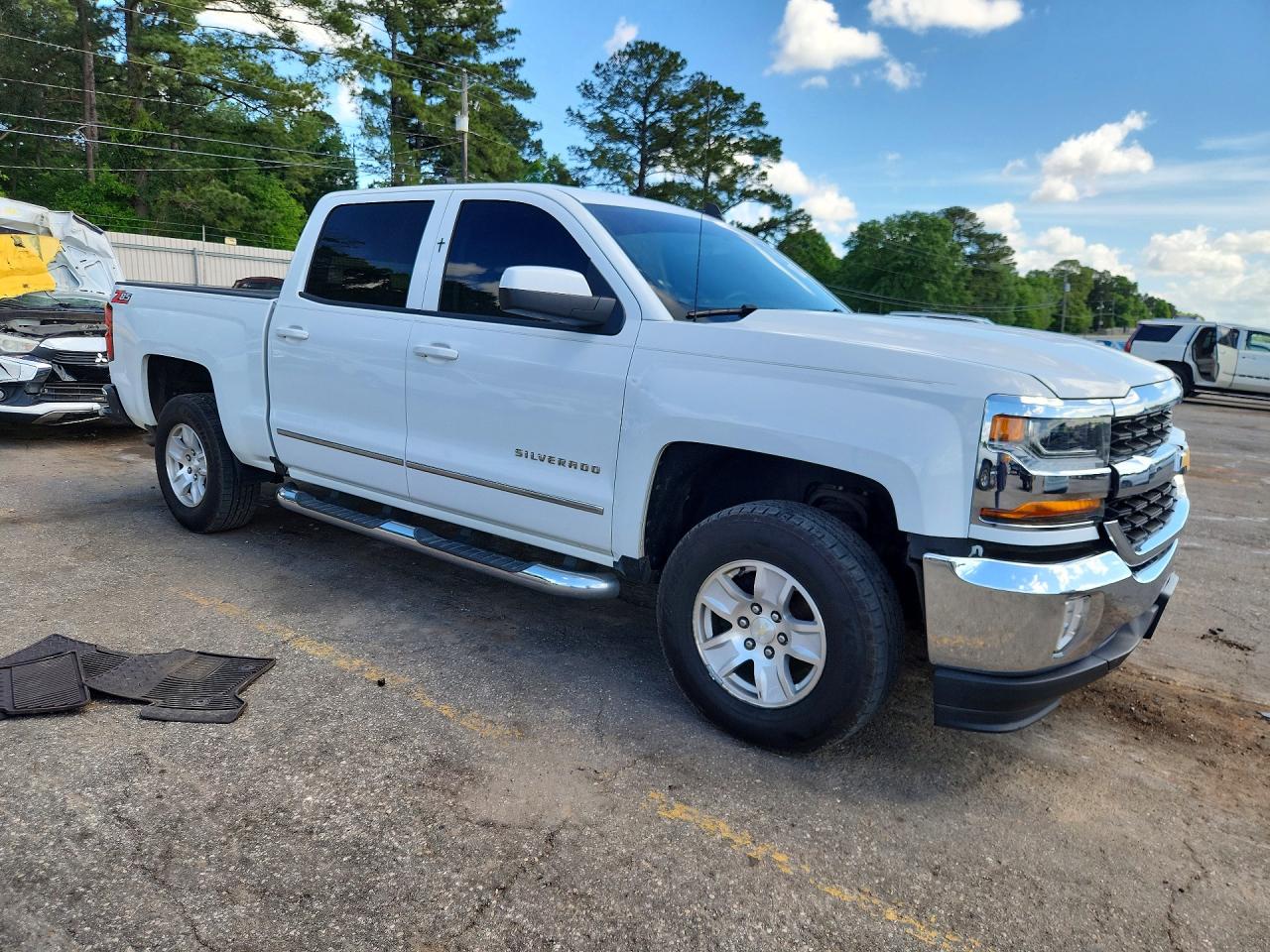 2017 CHEVROLET SILVERADO C1500 LT photo 7