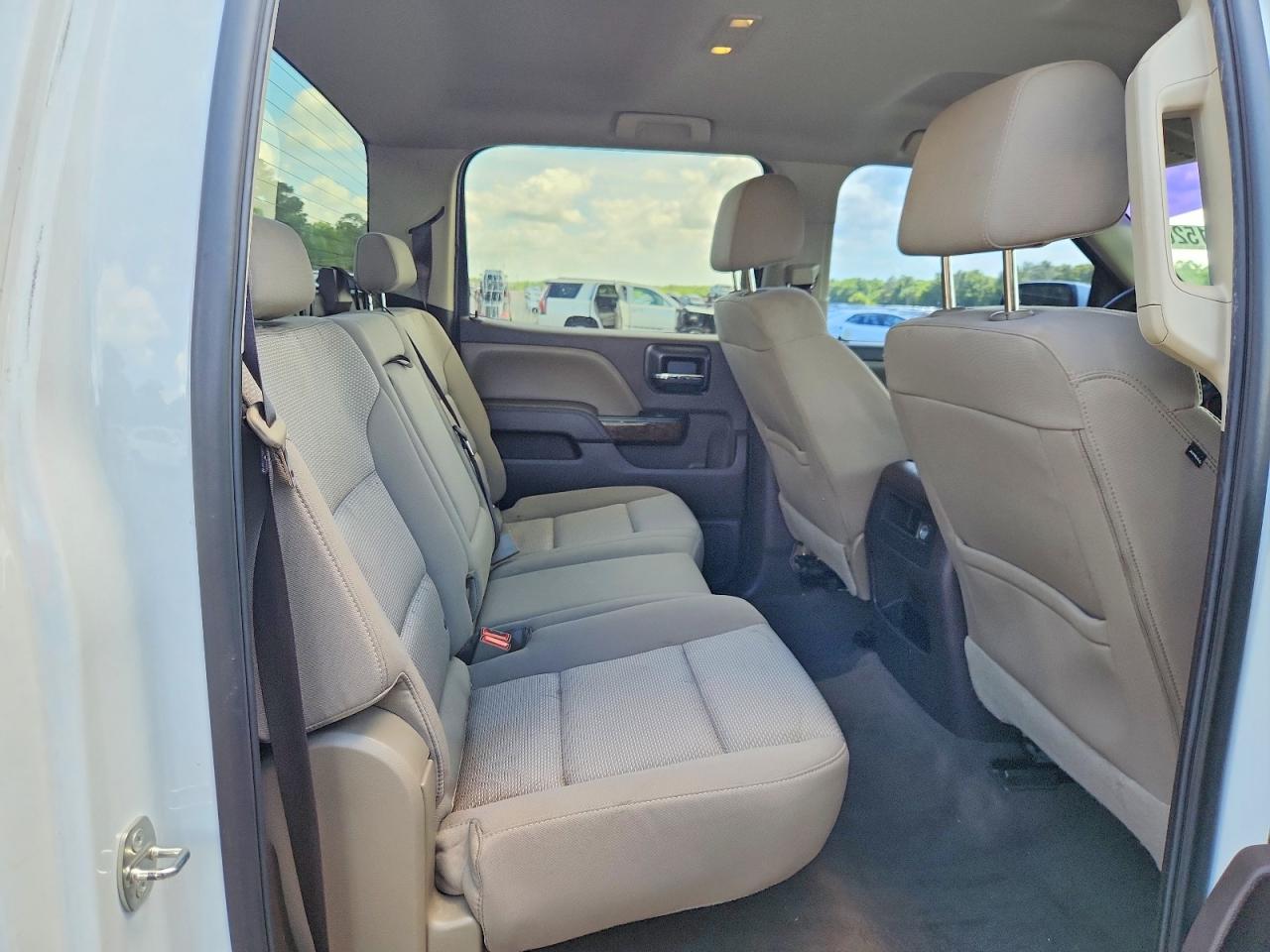 2017 CHEVROLET SILVERADO C1500 LT photo 19