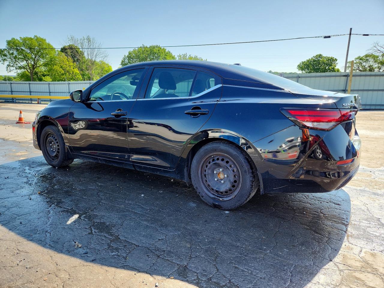 2025 NISSAN SENTRA SV photo 4