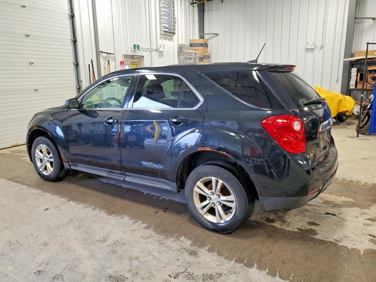 2013 CHEVROLET EQUINOX LS photo 4