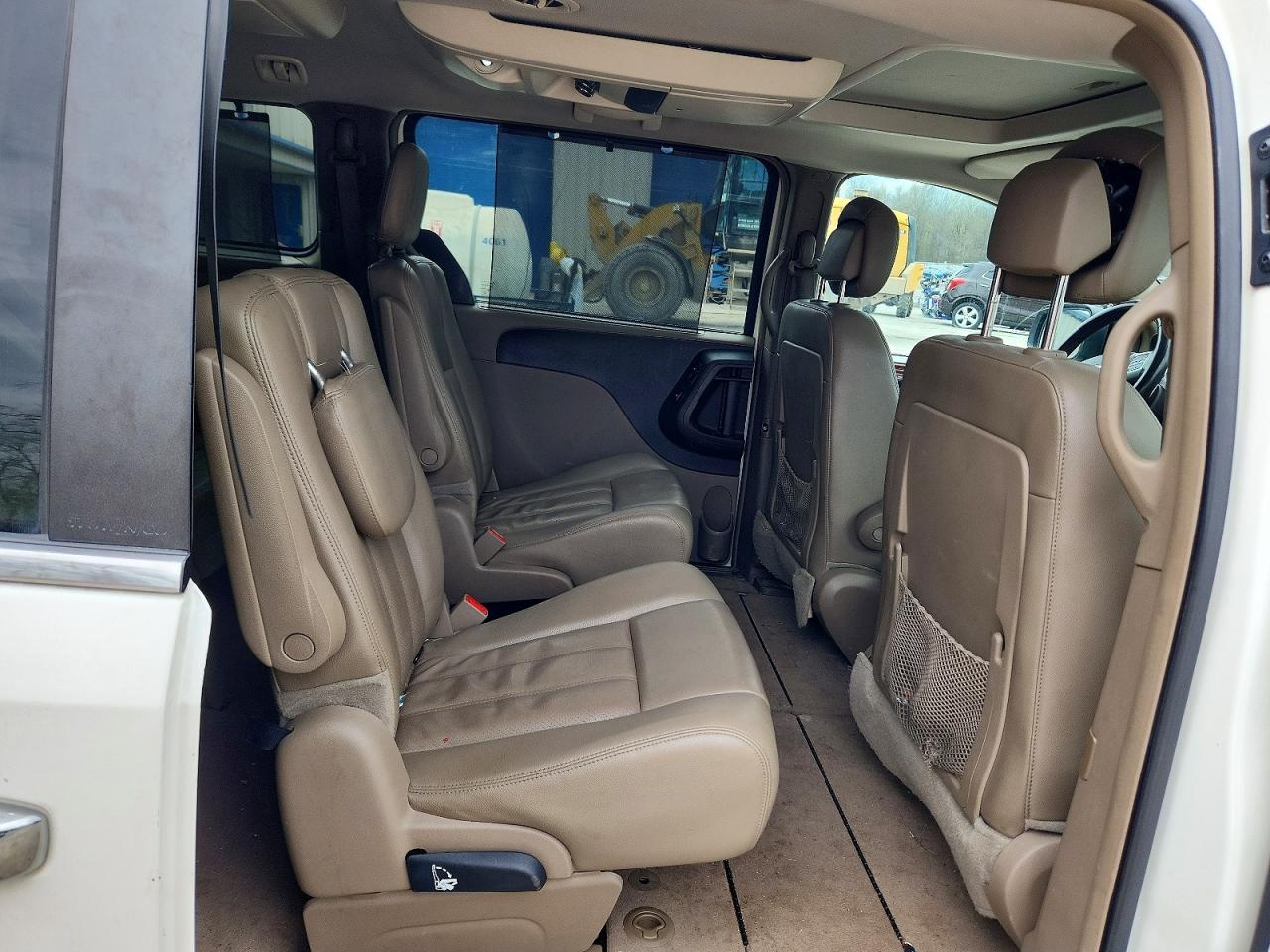 2013 CHRYSLER TOWN & COUNTRY TOURING L photo 31