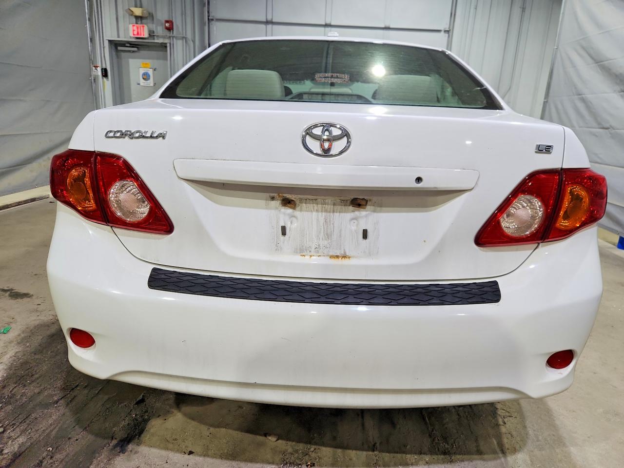 2010 TOYOTA COROLLA LE photo 16