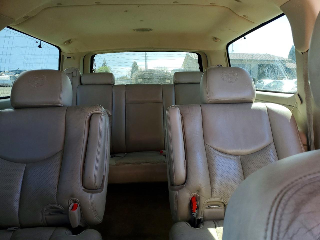 2005 CADILLAC ESCALADE ESV photo 28