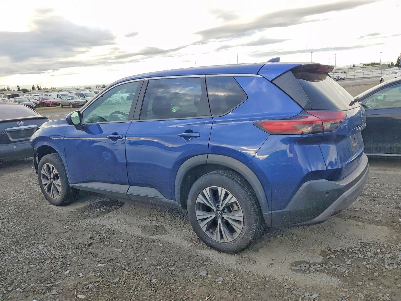 2023 NISSAN ROGUE SV photo 3
