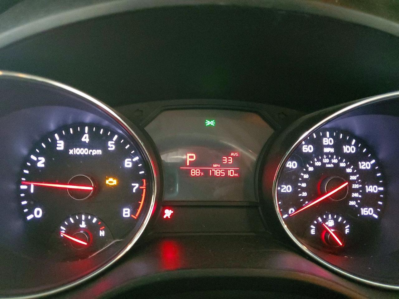 2017 KIA SEDONA LX photo 25