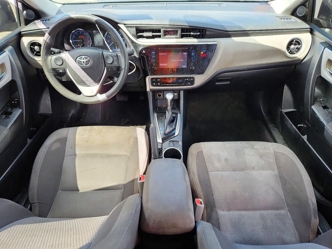 2018 TOYOTA COROLLA LE photo 22