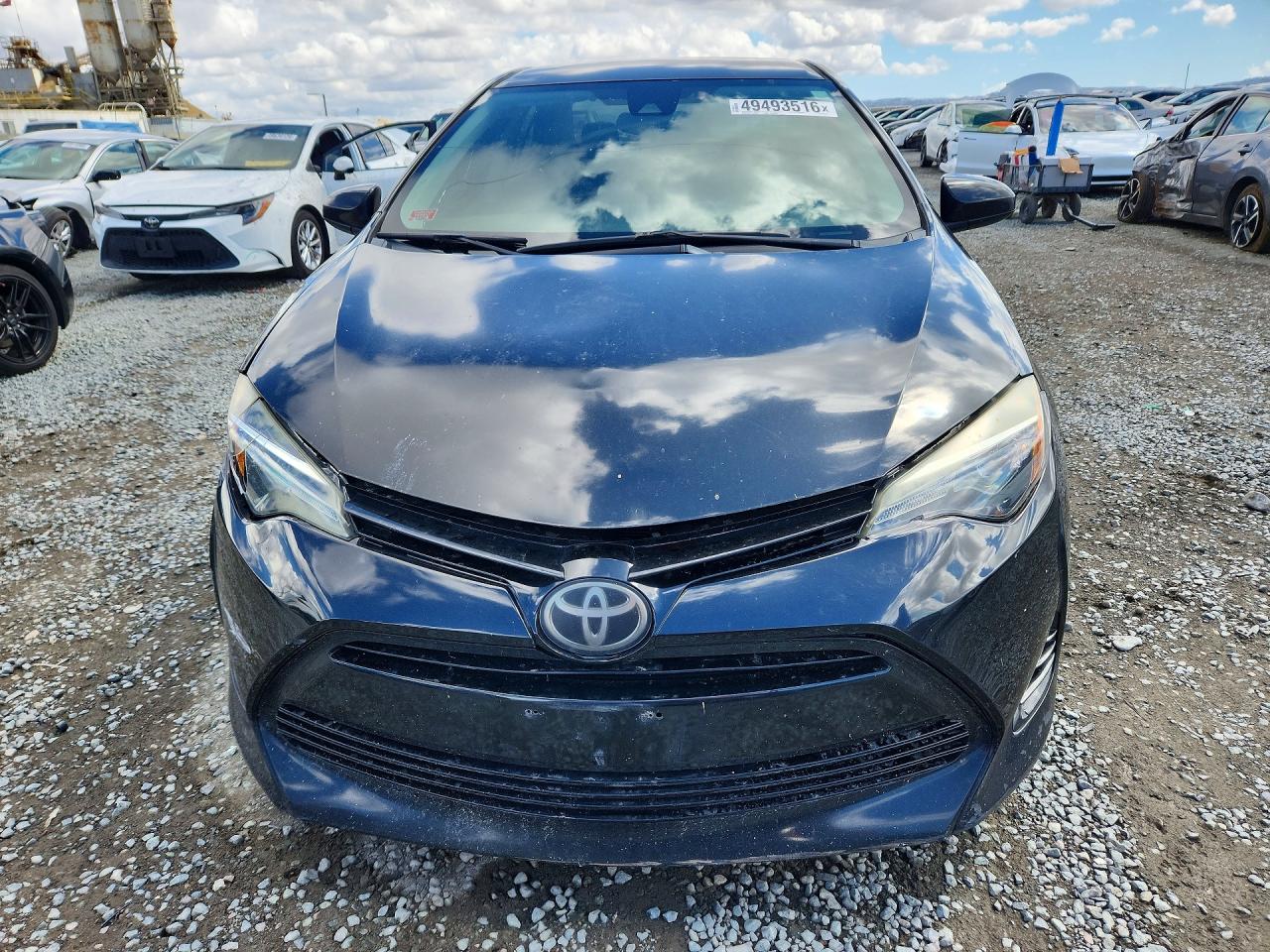 2018 TOYOTA COROLLA LE photo 13