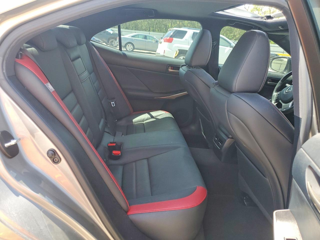 2019 LEXUS IS 300 photo 10
