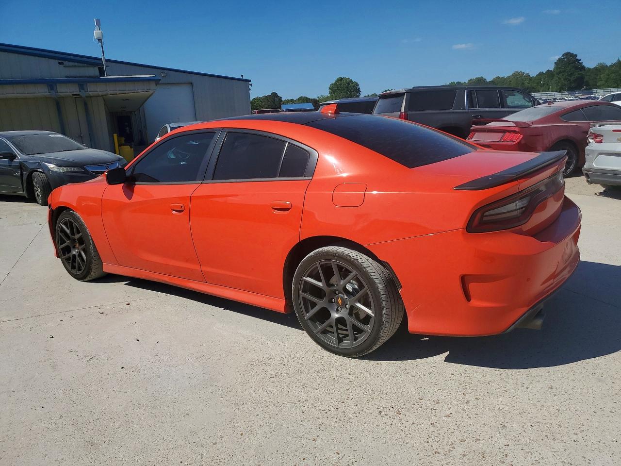 2018 DODGE CHARGER R photo 2