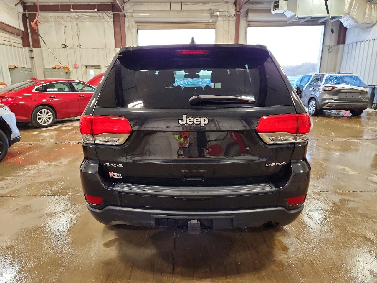 2015 JEEP GRAND CHEROKEE LAREDO photo 16