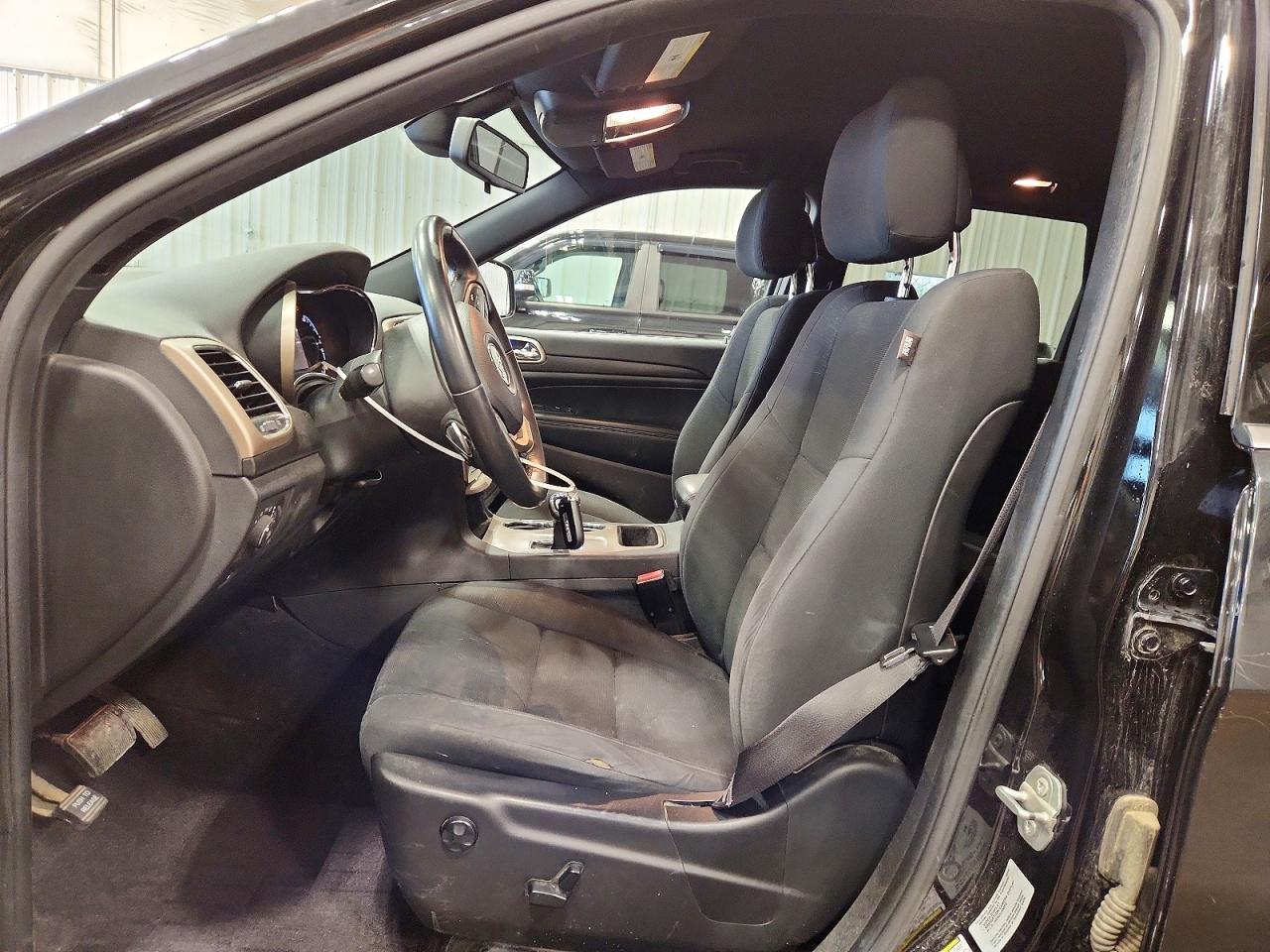 2015 JEEP GRAND CHEROKEE LAREDO photo 19