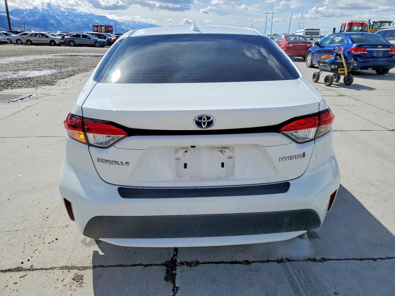 2021 TOYOTA COROLLA LE photo 16