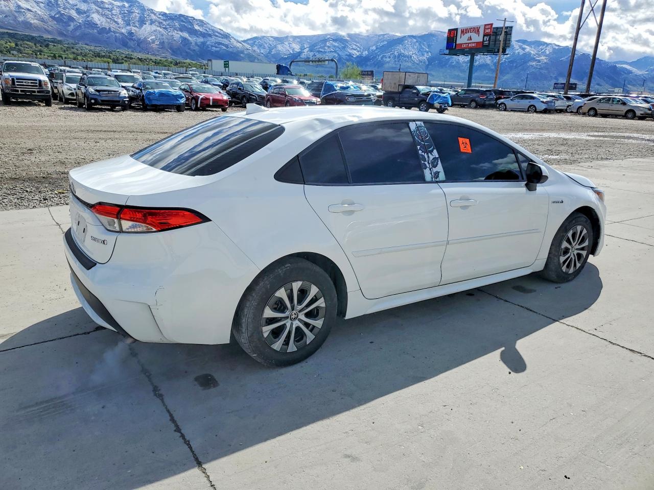 2021 TOYOTA COROLLA LE photo 7